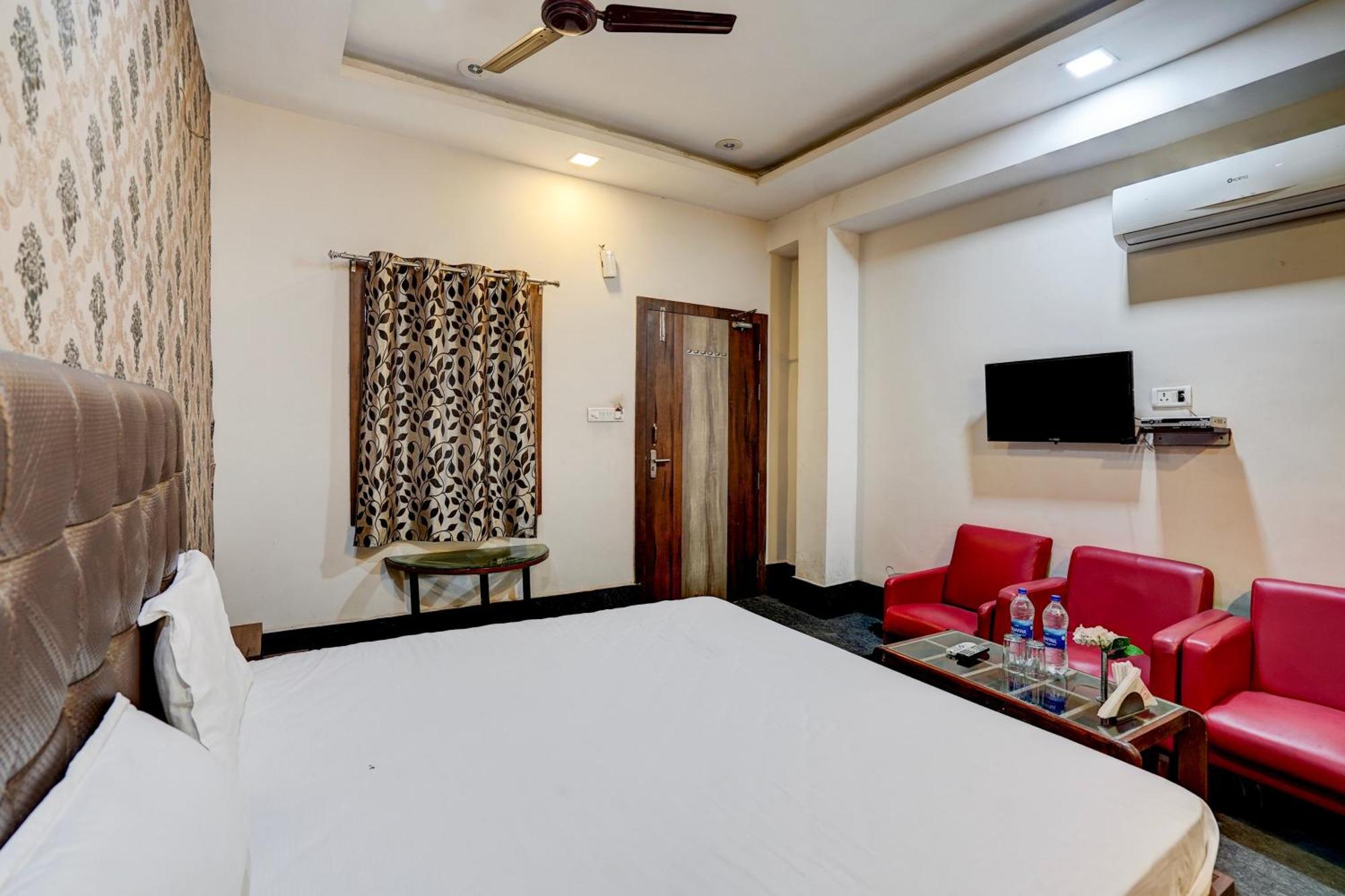 Hotel O Shyam Utsav Mirzāpur Exterior photo
